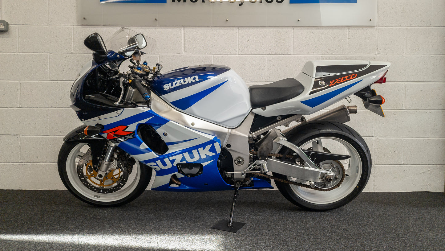 SUZUKI GSXR 750 K2 / YOSHI / 16K / HARRIS / OHLINS