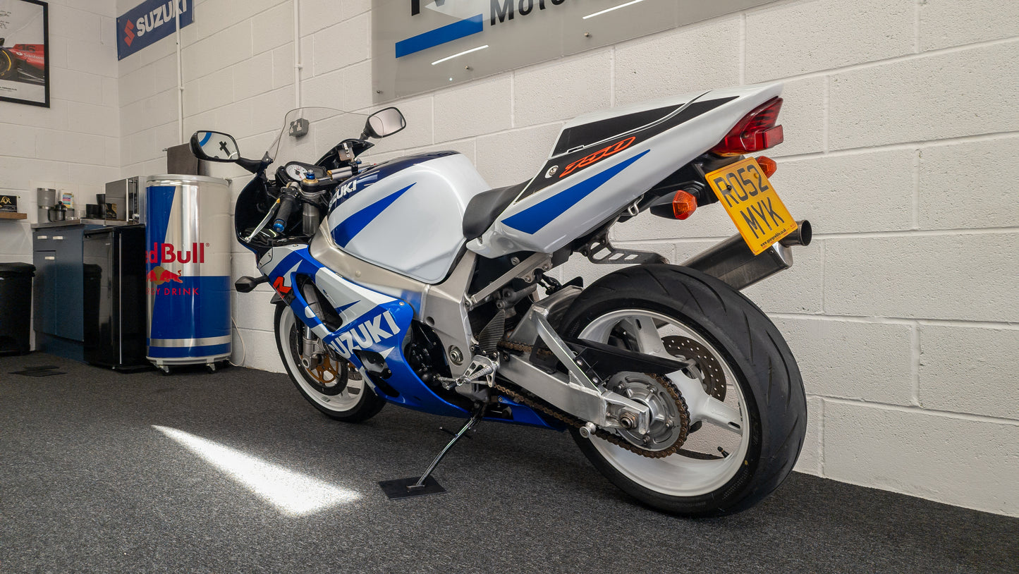 SUZUKI GSXR 750 K2 / YOSHI / 16K / HARRIS / OHLINS