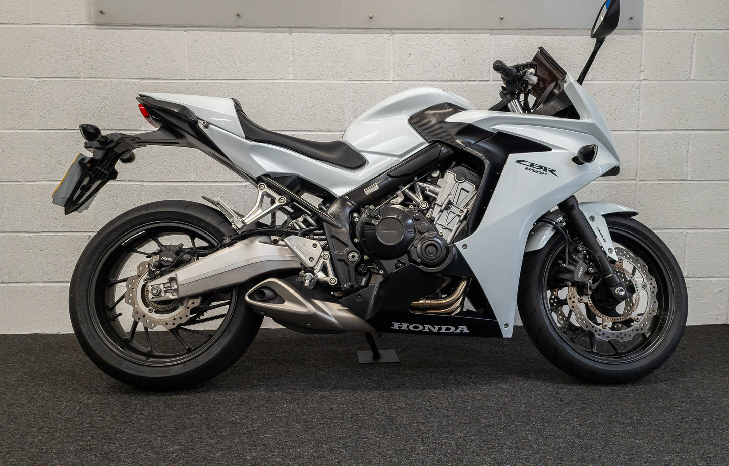 Honda CBR650F 2015 / 7K MILES / FSH / A2