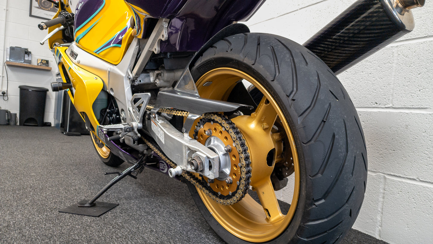 **SOLD** SUZUKI GSXR 600 K3 ALSTARE EDITION / 21K / MICRON / SEAT COWL