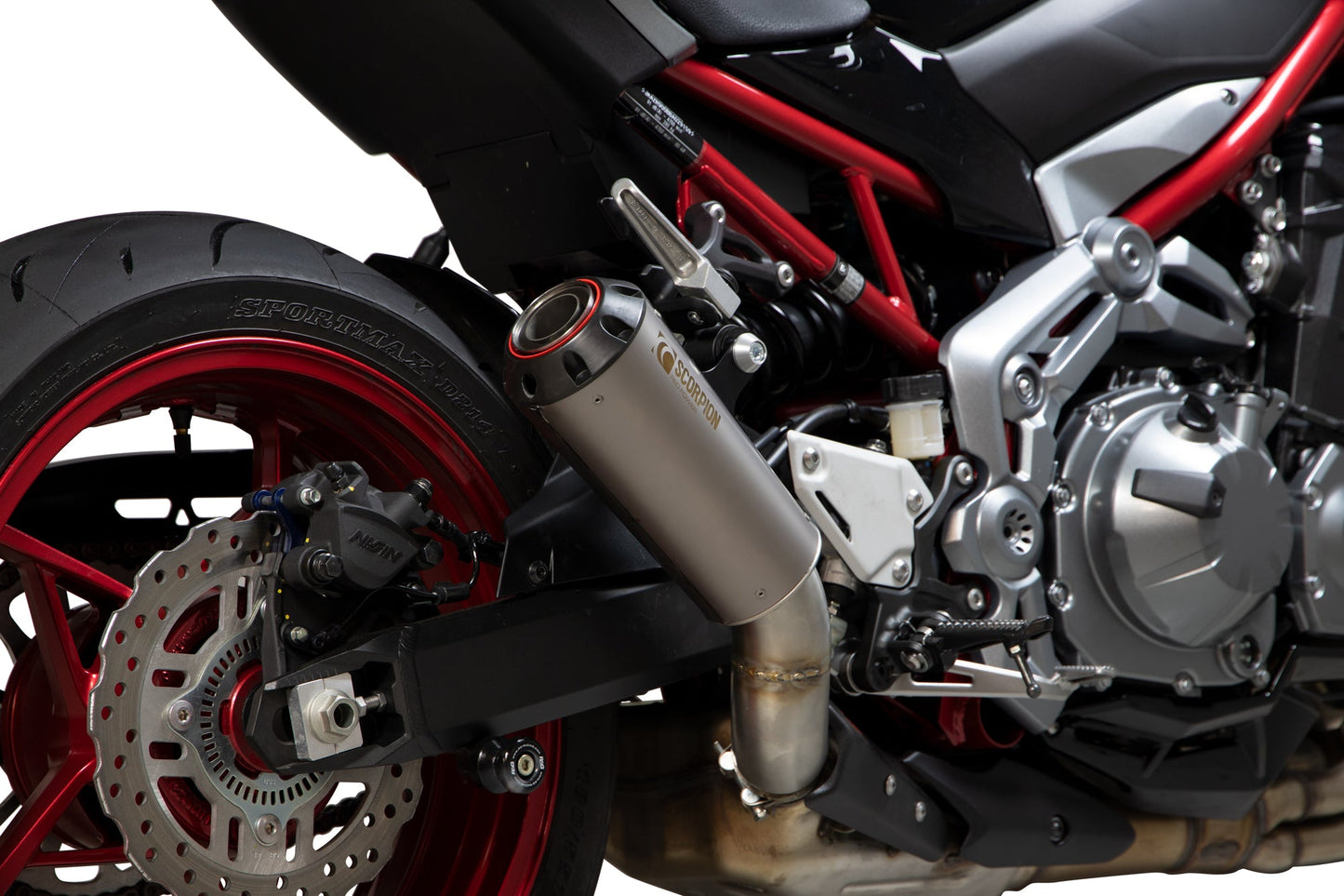 Kawasaki Z900 Red Power Slip-on - Titanium Sleeve - Scorpion Exhaust