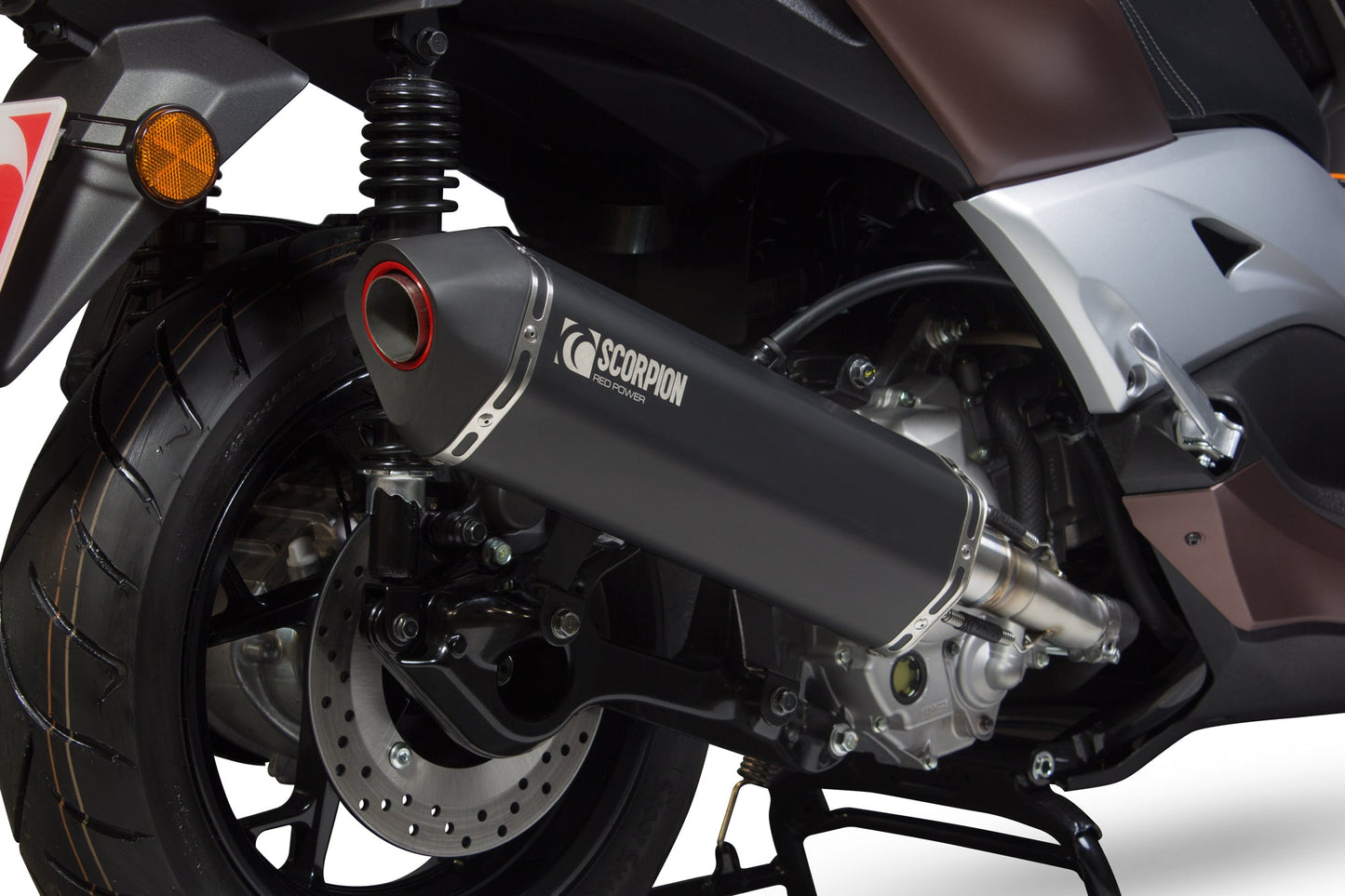 Yamaha X-Max 300 Serket Parallel Slip-on - Black Ceramic Coated Sleeve - Scorpion Exhaust