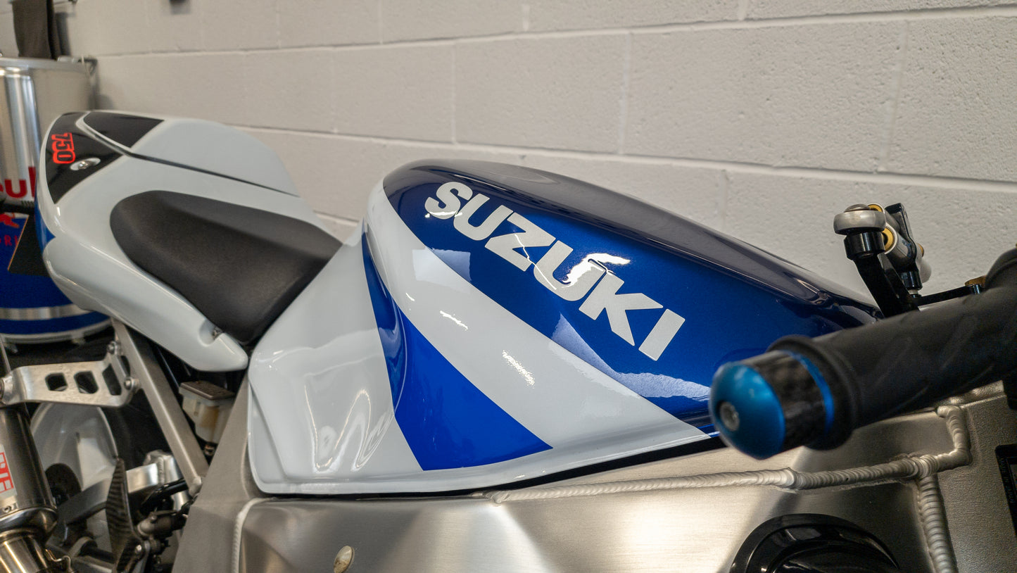 SUZUKI GSXR 750 K2 / YOSHI / 16K / HARRIS / OHLINS